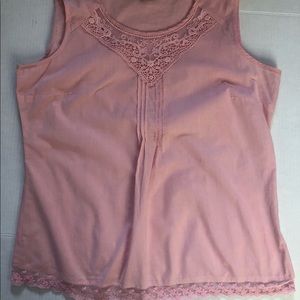 Reitmans pink lace top, Sz L